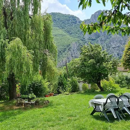 Feriehus Ilis House Matka
