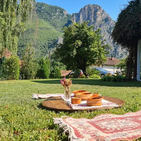 Ilis House Matka Canyon Semesterbostad