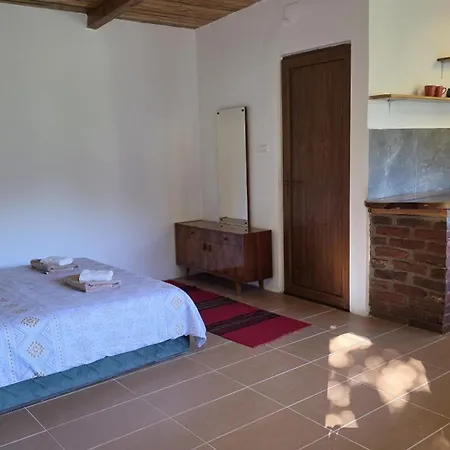 Tatil Evi Ilis House Matka Canyon *