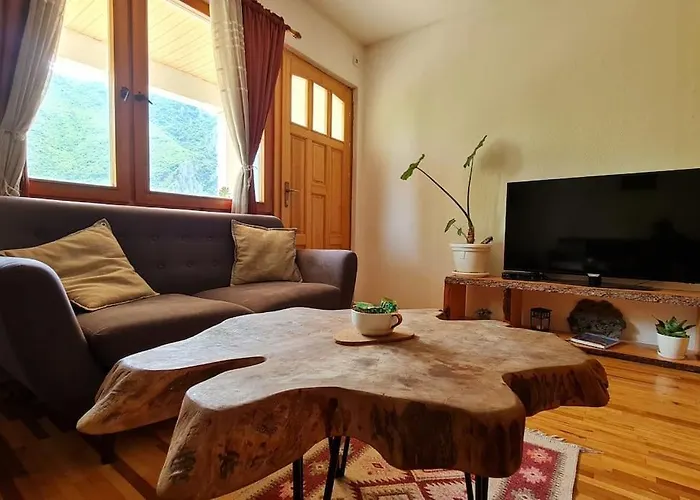 Ilis House Matka Szkopje