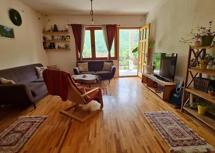 Semesterbostad Ilis House Matka *