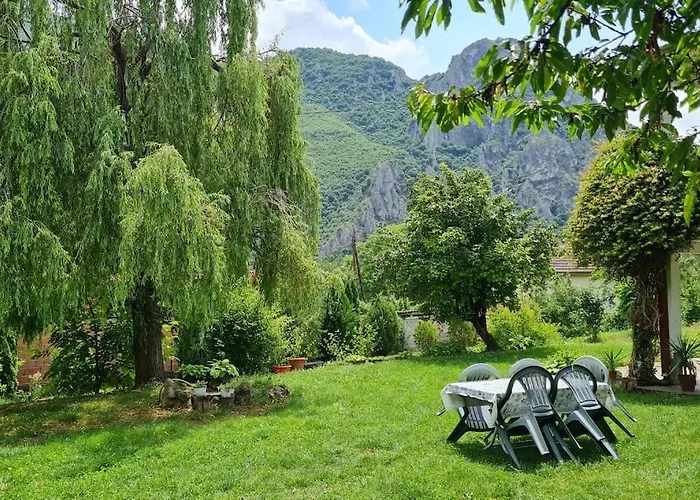 Semesterbostad Ilis House Matka