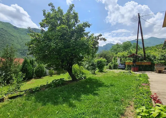 Ilis House Matka Szkopje